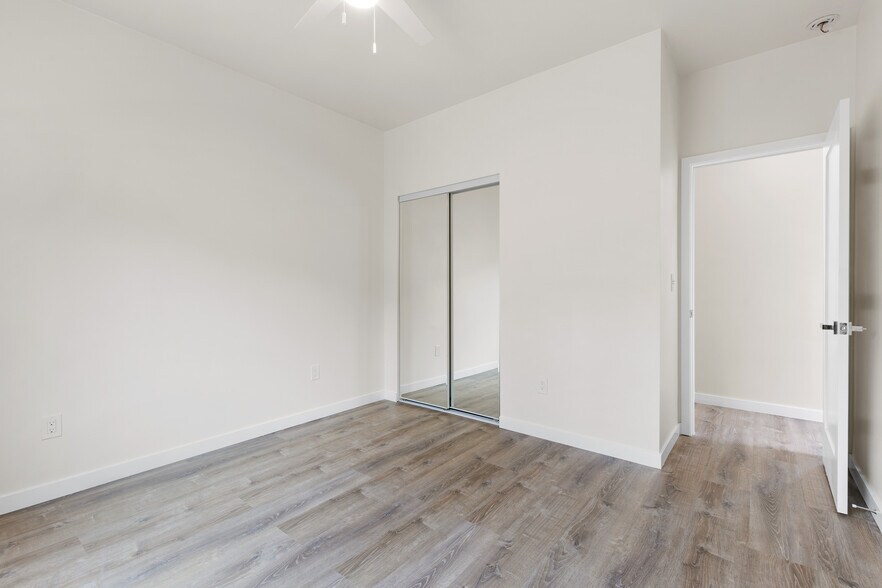 More Photos Of 6144 Pontiac St, San Diego Apartments For Sale