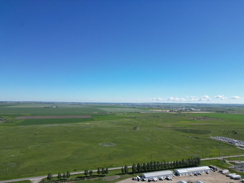 More Photos Of SE-14-19-29 W4M, Calgary Land For Sale