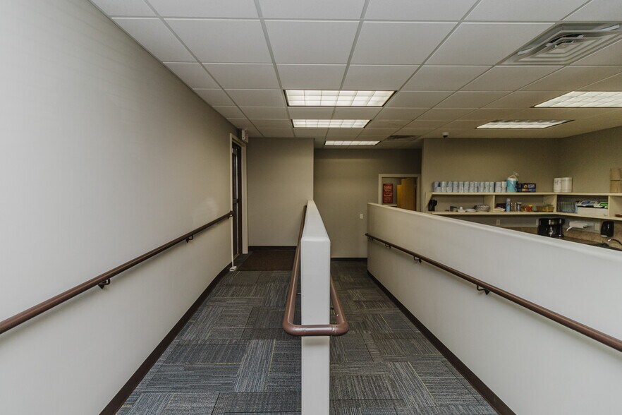 More Photos Of 3101 S Broadway St, Wichita Freestanding For Sale