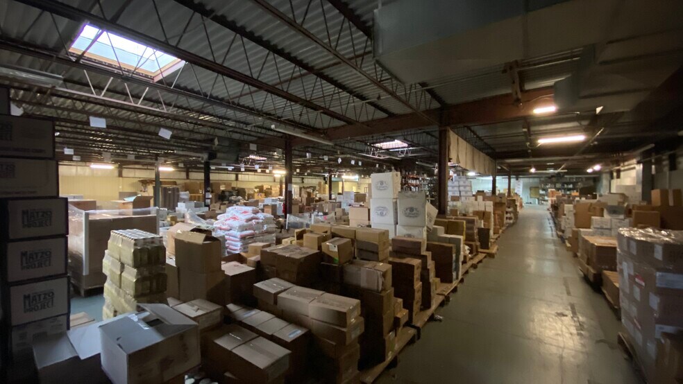 More Photos Of 508 Delaware Ave, West Pittston Warehouse For Sale