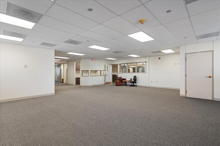 More Photos Of 3235 Sparks Rd, Cheyenne Medical For Lease