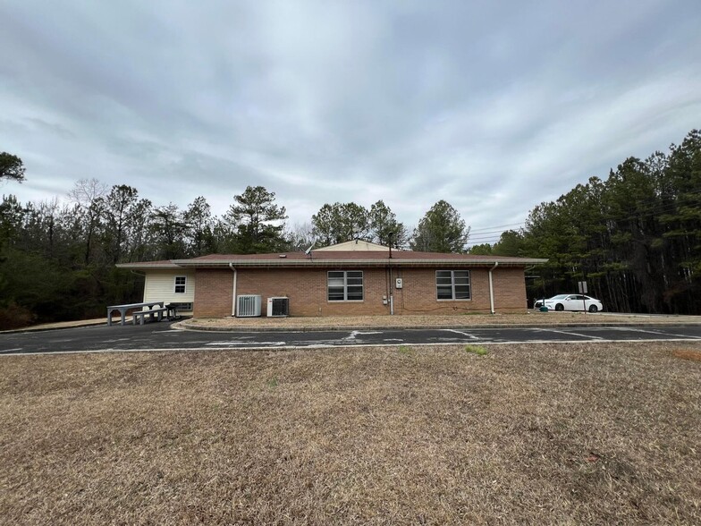 More Photos Of 9670 Smith Lake Dam Rd, Jasper Rehabilitation Center For Sale