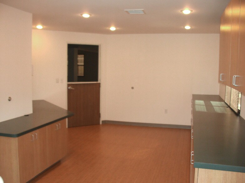 More Photos Of 66 N Pecos Rd, Henderson Medical For Lease