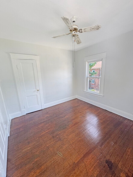 More Photos Of 1156 Carl Ave, Cleveland Apartments For Sale