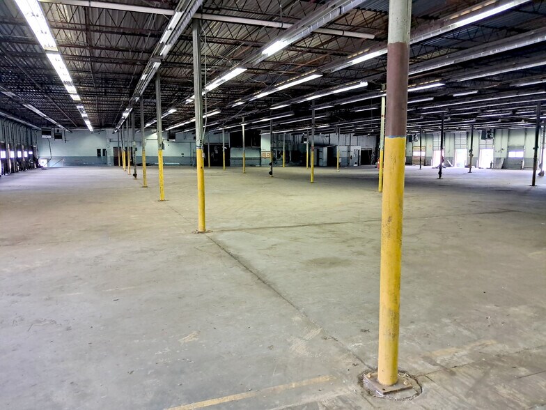 More Photos Of 1651 Kerr Dr, Jackson Unknown For Lease