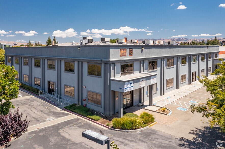 Primary Photo Of 1401 Parkmoor Ave, San Jose Office For Lease