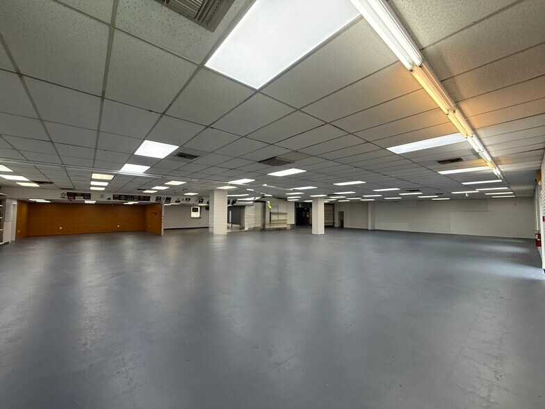 More Photos Of 703 Black Horse Pike, Glendora Storefront Retail Office For Sale