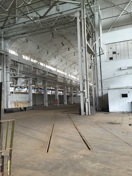 More Photos Of 469 N Sharpsville Ave, Sharon Industrial For Sale