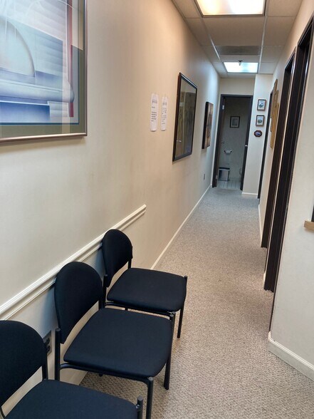 More Photos Of 1003-1031 McBride Ave, Woodland Park Medical For Lease