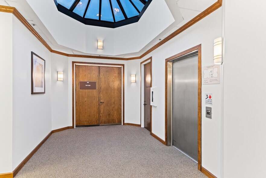 More Photos Of 540 University Ave, Palo Alto Medical For Sale