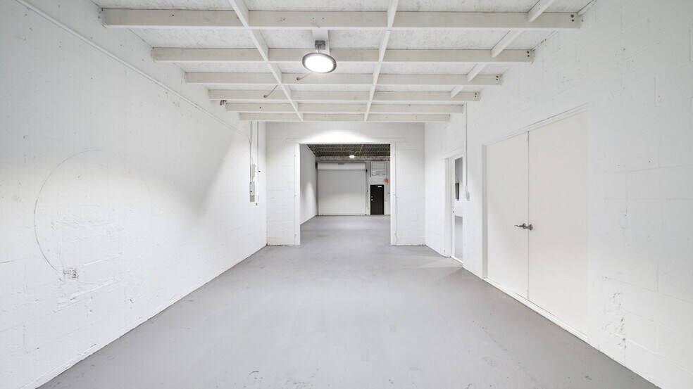 More Photos Of 44 SE 9th St, Deerfield Beach Warehouse For Sale