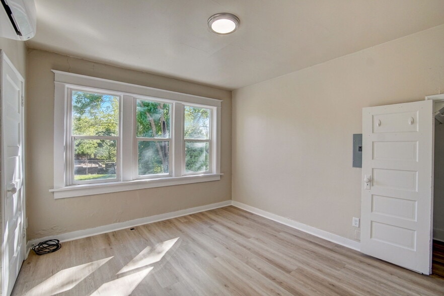 More Photos Of 1150 E 500 S, Salt Lake City Storefront Retail Residential For Sale