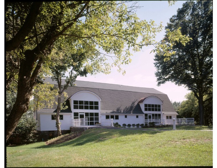 More Photos Of 3967 Princeton Pike, Princeton Office For Sale