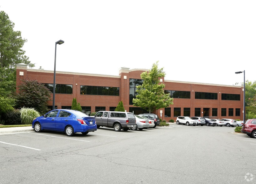 More Photos Of 501 Eastowne Dr, Chapel Hill Office For Sale