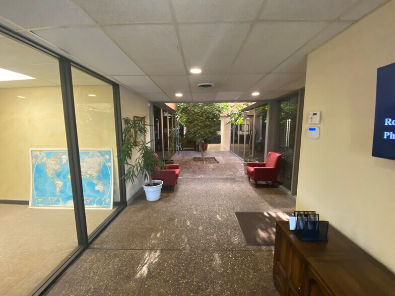 More Photos Of 3225 S Norwood Ave, Tulsa Coworking Space