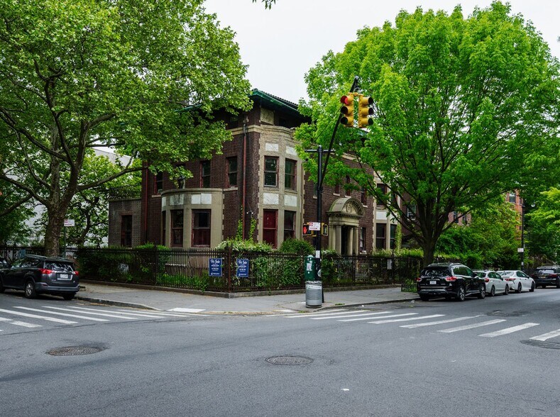Primary Photo Of 375 Stuyvesant Ave, Brooklyn Office Residential For Sale