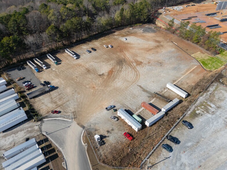 More Photos Of 3100 Ellenwood Industrial Drive, Ellenwood Truck Terminal For Lease