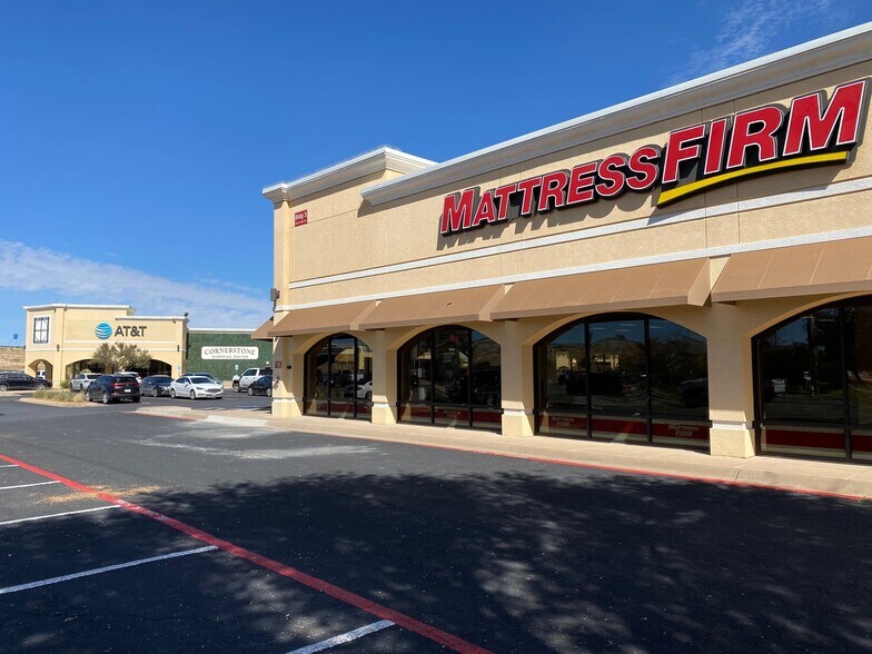 More Photos Of 4400 N Midland Dr, Midland Unknown For Lease