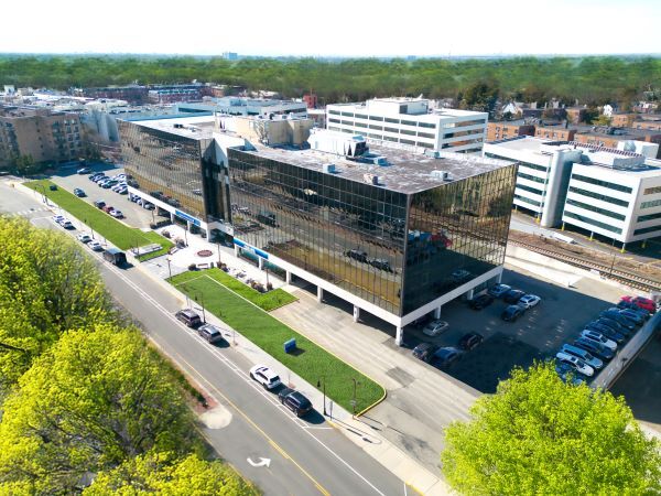 More Photos Of 111 Great Neck Rd, Great Neck Office For Lease