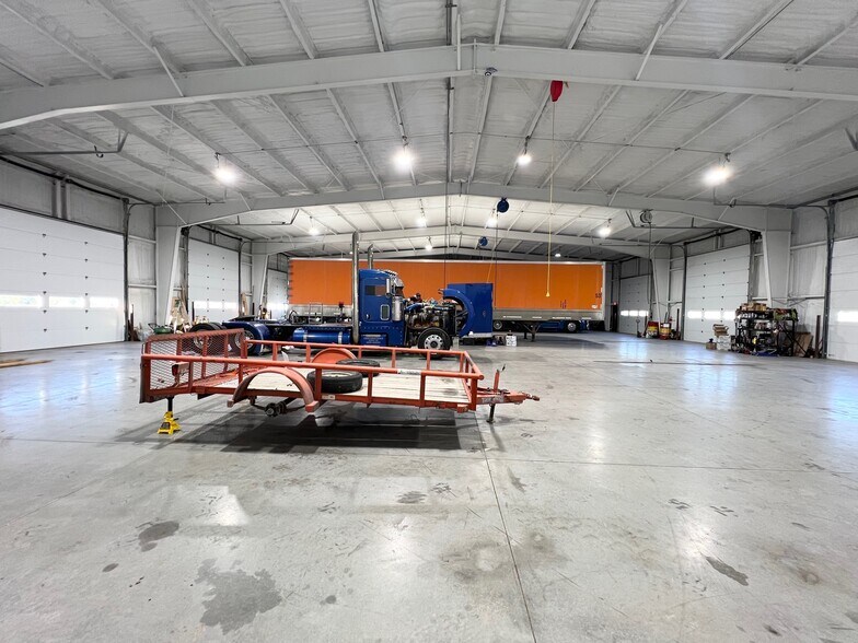 More Photos Of 22800 Highway H, Sedalia Manufacturing For Sale