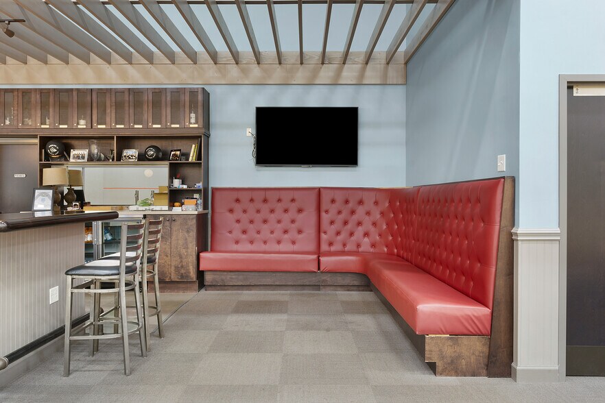 More Photos Of 2145 Chestnut St, Chattanooga Specialty For Lease