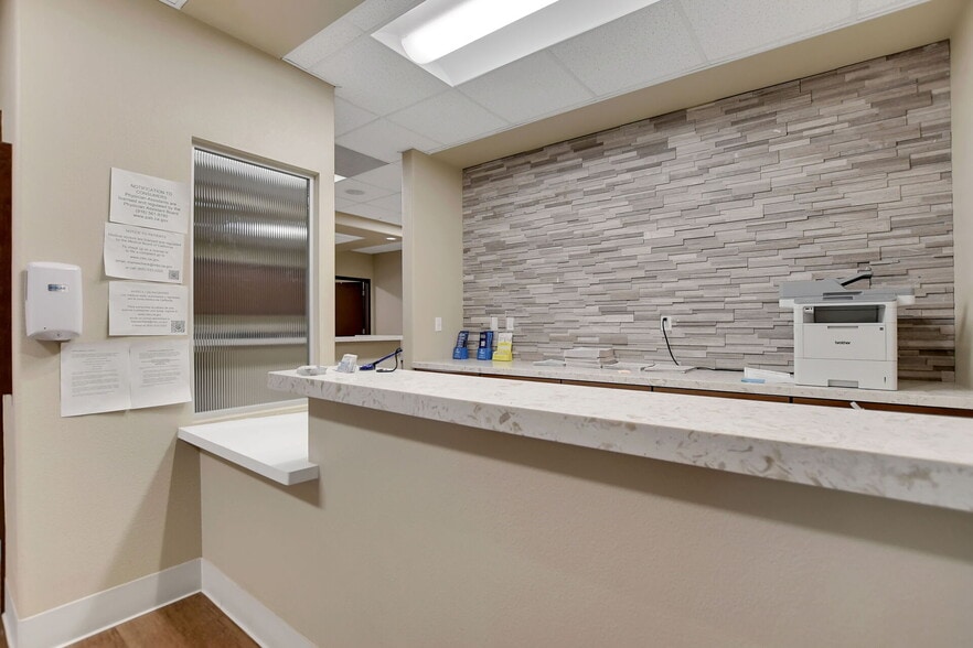More Photos Of 264 N Highland Springs Ave, Banning Medical For Sale