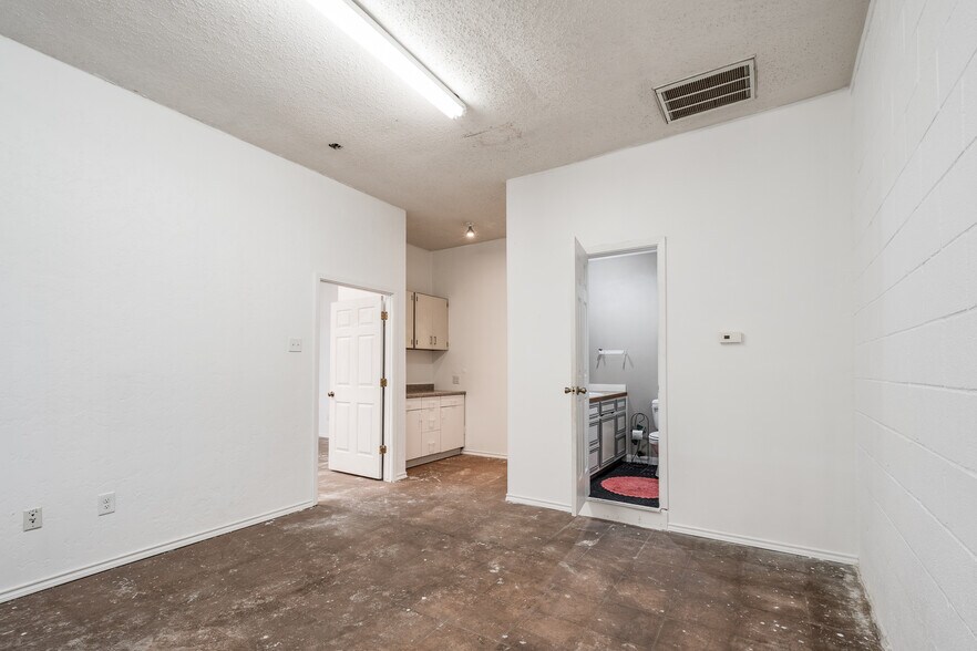 More Photos Of 24919 FM 2100 Rd, Huffman Land For Sale