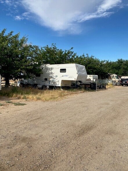 More Photos Of 1661 N Brown Rd, Inyokern Manufactured Housing Mobile Home Park For Sale