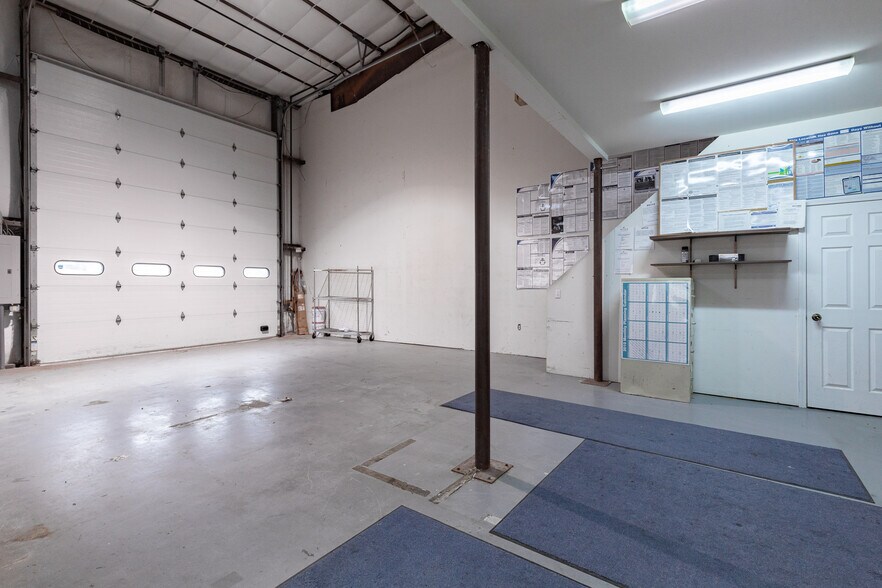 More Photos Of 72 Airport Dr, Wappingers Falls Manufacturing For Lease