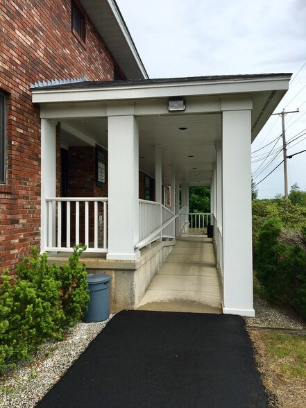 More Photos Of 160 Dover Rd, Chichester Medical For Lease