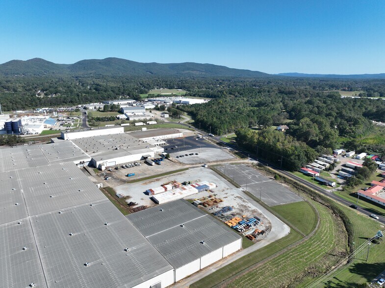 More Photos Of 100 National Dr, Anniston Manufacturing For Sale