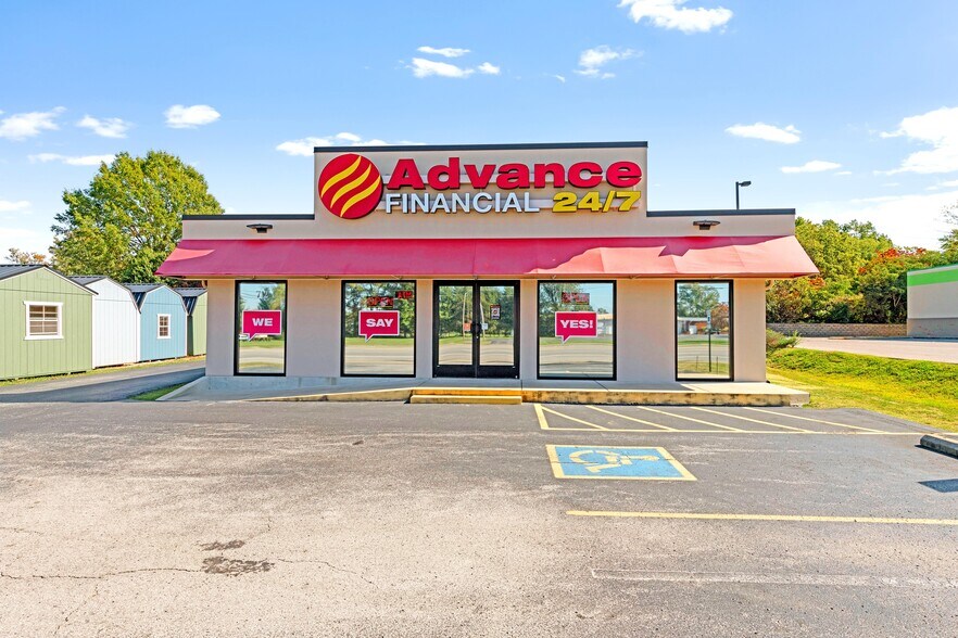 Primary Photo Of 712 S Broadway St, Portland Garden Center For Lease