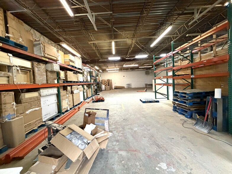 More Photos Of 449 N Cameron St, Winchester Manufacturing For Lease
