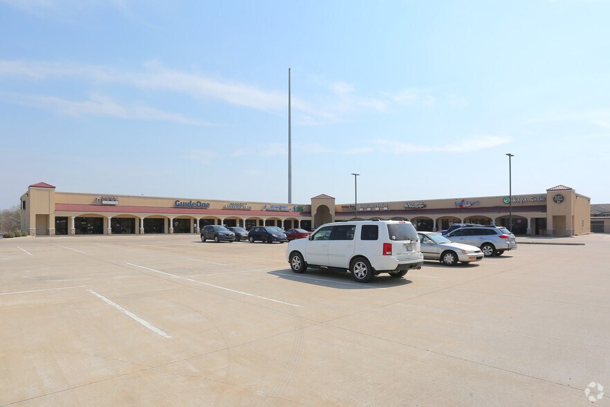 Primary Photo Of 13720 E 86th St, Owasso Freestanding For Lease