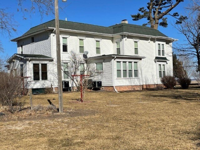 More Photos Of 14152 Highway K64, Whiting Specialty For Sale