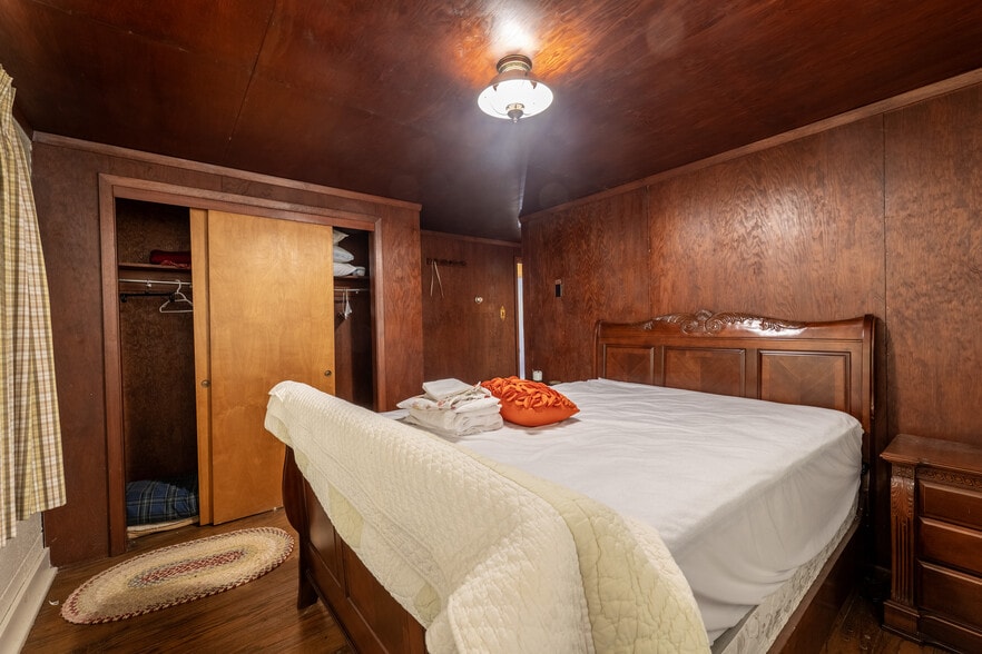 More Photos Of Gate Entrance Risner Rd, Jackson Lodge Meeting Hall For Sale