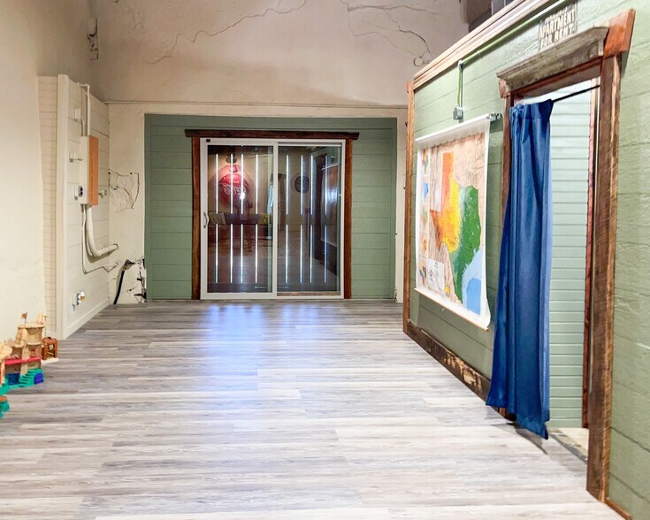 More Photos Of 503-505 Conrad Hilton Blvd, Cisco Storefront Retail Residential For Sale