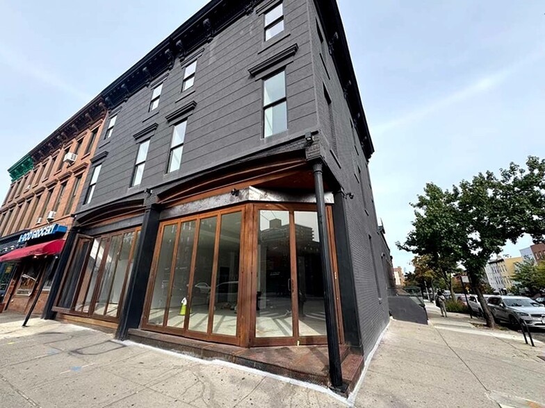 Primary Photo Of 459-461 Myrtle Ave, Brooklyn Storefront Retail Residential For Lease