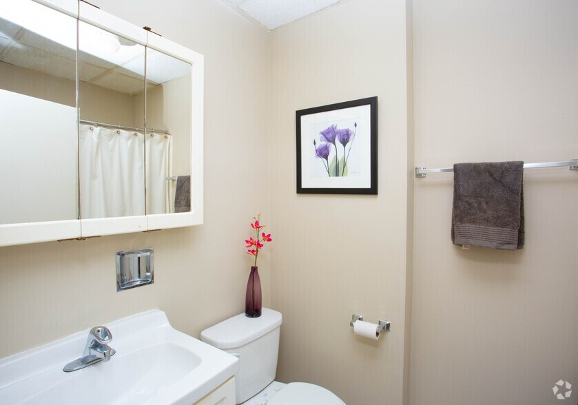 More Photos Of 201 S 13th St, Philadelphia Apartments For Lease