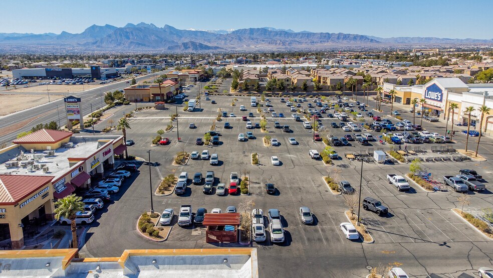 More Photos Of 6070 W Craig Rd, Las Vegas Freestanding For Lease