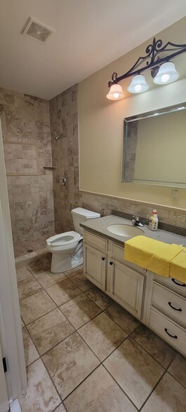 More Photos Of 170 Westridge Industrial Blvd, McDonough Office For Lease