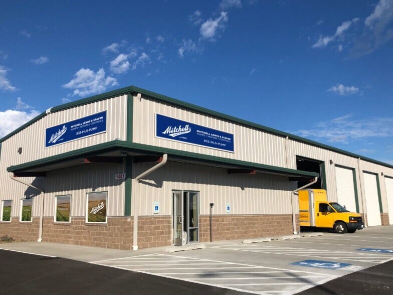 Primary Photo Of 2901 Rainier Pl, Pasco Warehouse For Lease