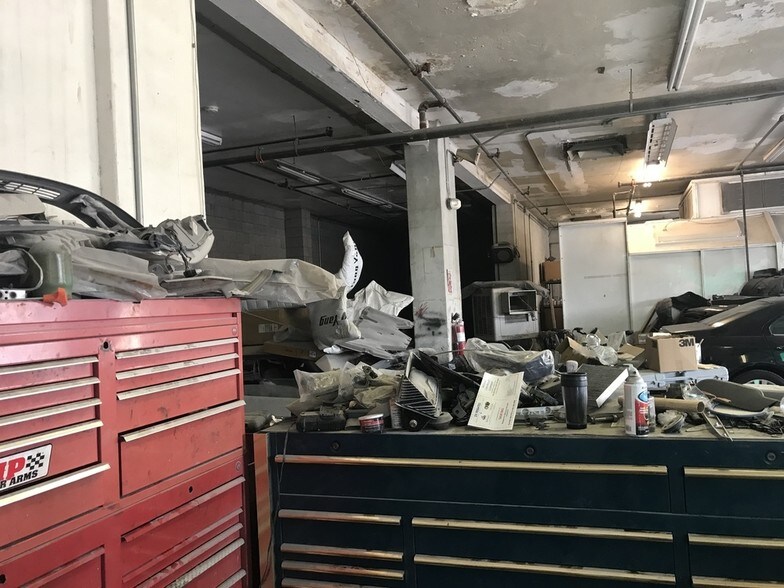 More Photos Of 1543 E Van Buren St, Phoenix Auto Repair For Sale