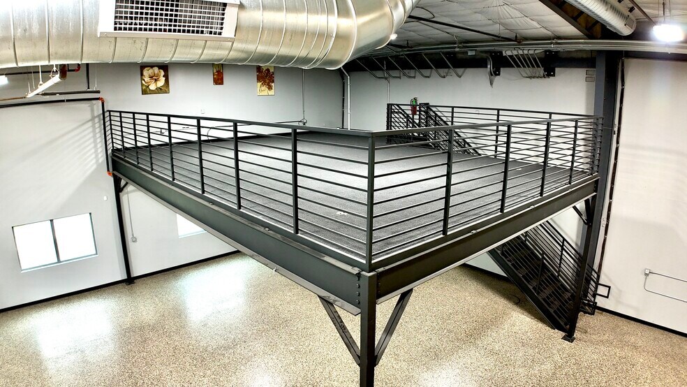 More Photos Of 7637 FM 3009, Schertz Light Distribution For Sale