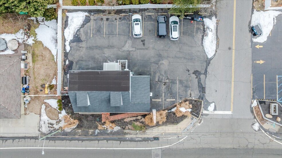 More Photos Of 930 Sunrise Hwy, North Babylon Office For Sale