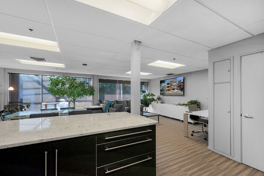 More Photos Of 160 Roy St, Seattle Office Residential For Sale