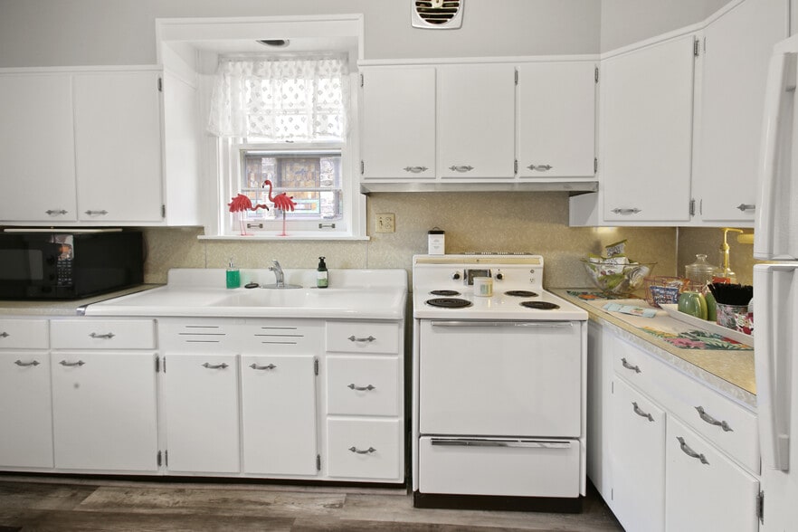 More Photos Of 634 Penn Ave, West Reading Freestanding For Lease