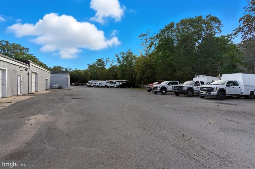 More Photos Of 534 Whitesville Rd, Jackson Service For Lease