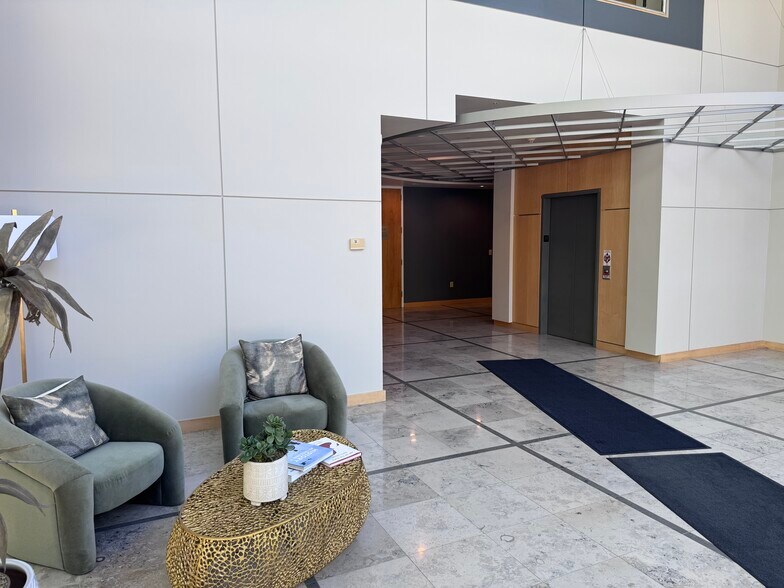 More Photos Of 141 Providence Rd, Chapel Hill Office Residential For Lease