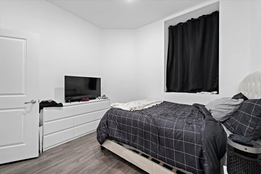 More Photos Of 128 N 8th St, Allentown Warehouse For Sale